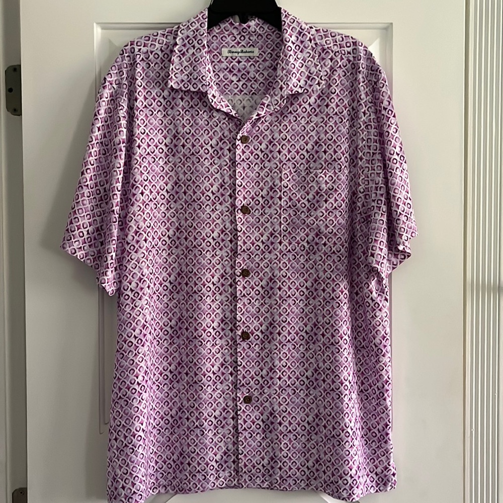 Tommy Bahama  Washable Rayon Casual Shirt. NWOT